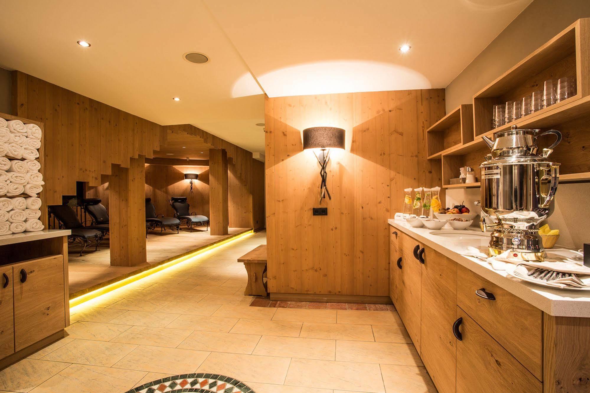 Hotel Valentin 4*
